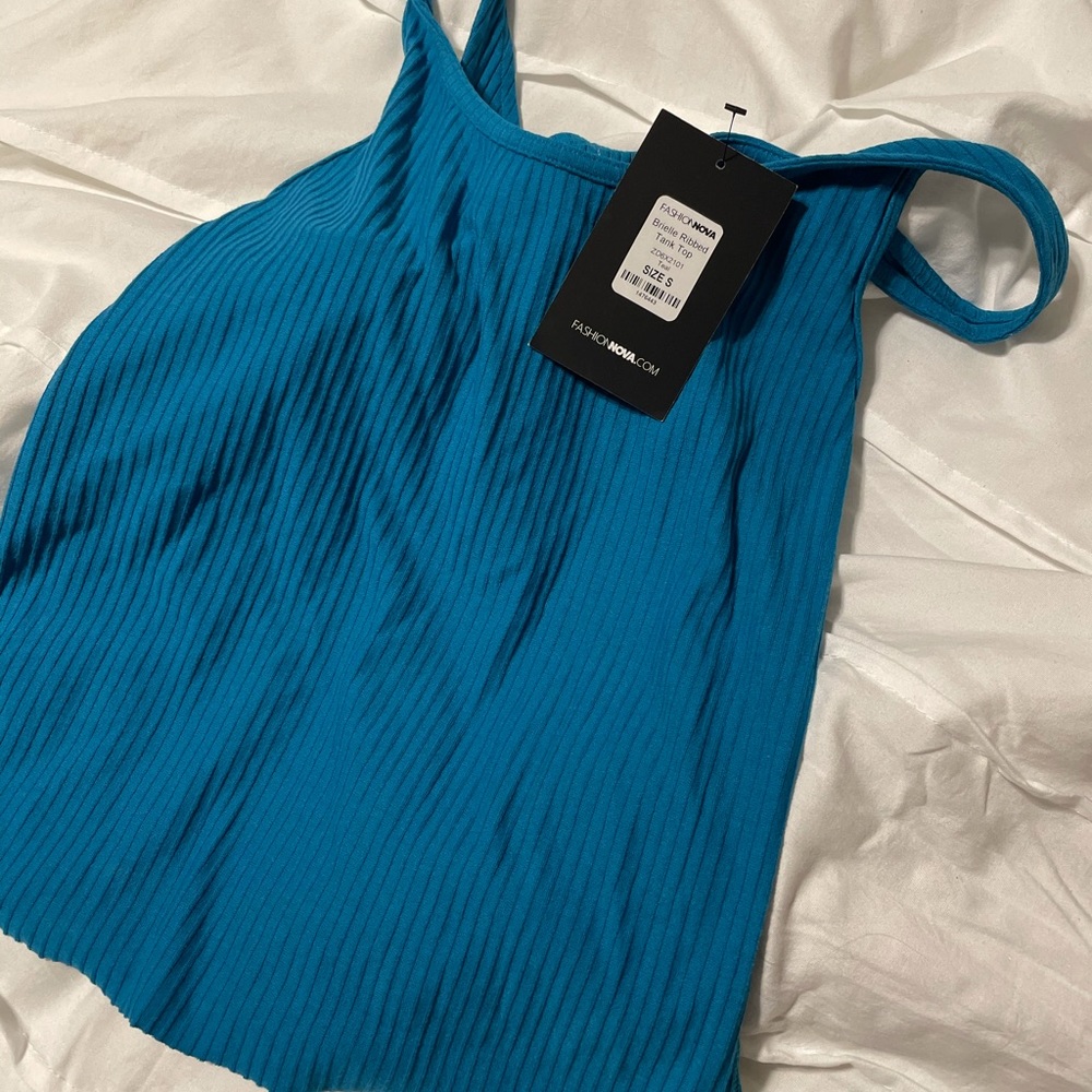Fashion nova blue tank
